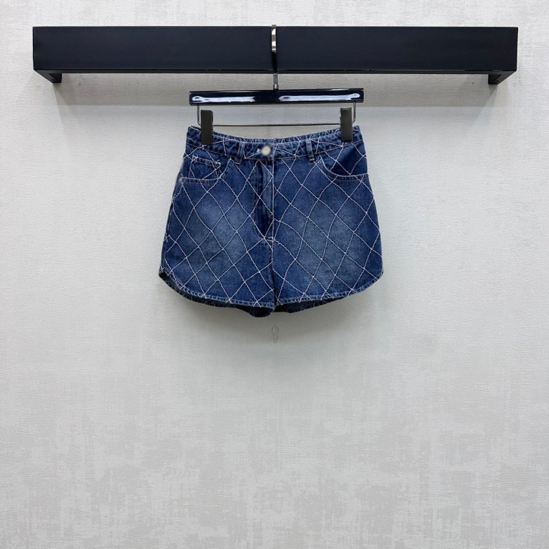 Summer Quilt - Celana Pendek Kasual Denim Bermotif Diamond